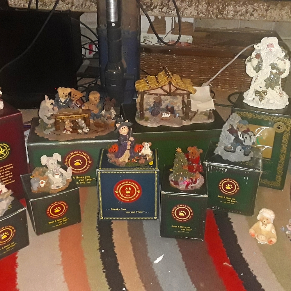 Boyd's bear and friends figurinsh